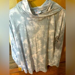 Pink and Gray tye-dye pattern NEW LuLaRoe Amber sweatshirt
